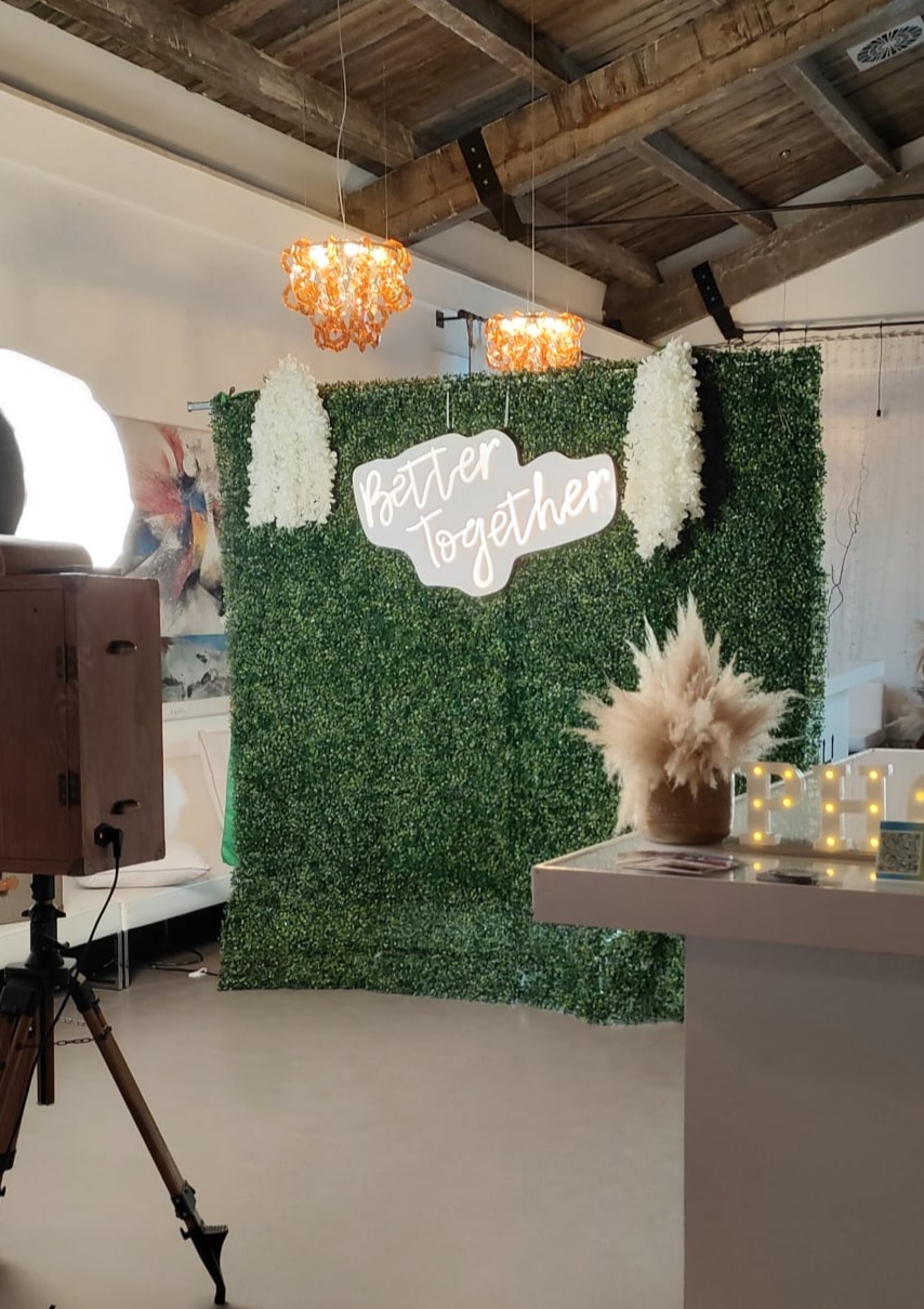 Fondale garden Happy500 photobooth Matrimoni Puglia e Matera